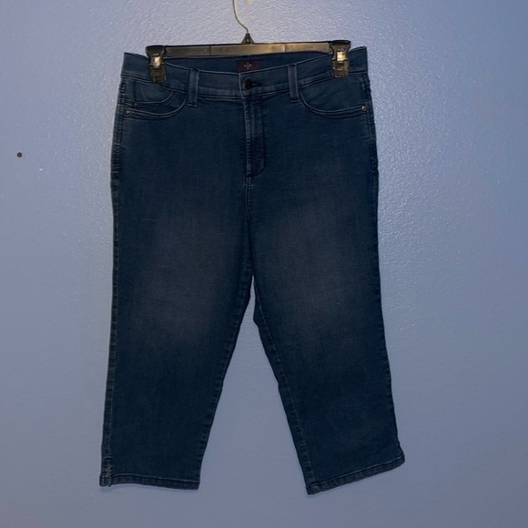 NYDJ Crop Jeans 12 - Stretchy Denim. K - Picture 1 of 5